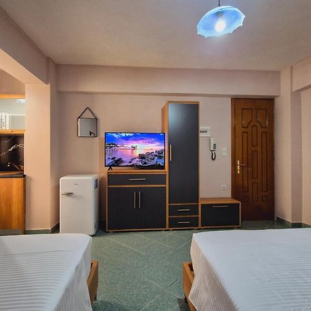 סרנדה Barca Rooms מראה חיצוני תמונה