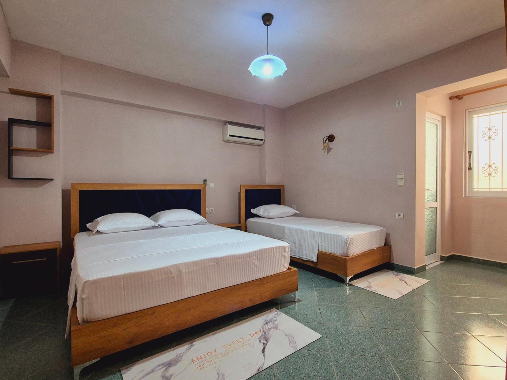 סרנדה Barca Rooms מראה חיצוני תמונה