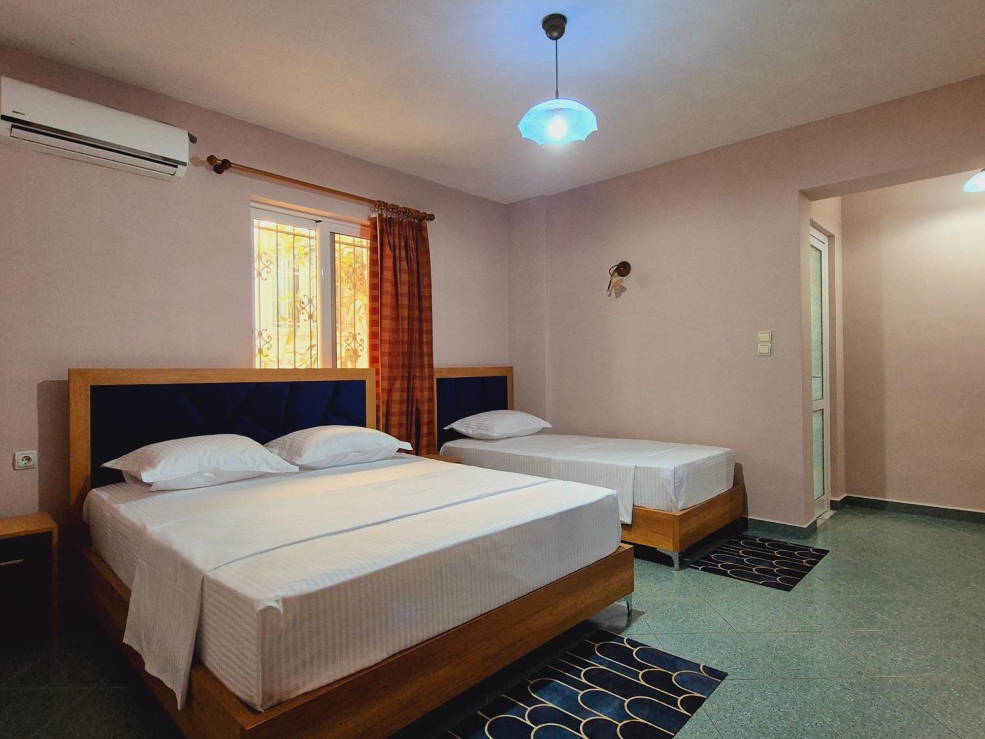 סרנדה Barca Rooms מראה חיצוני תמונה