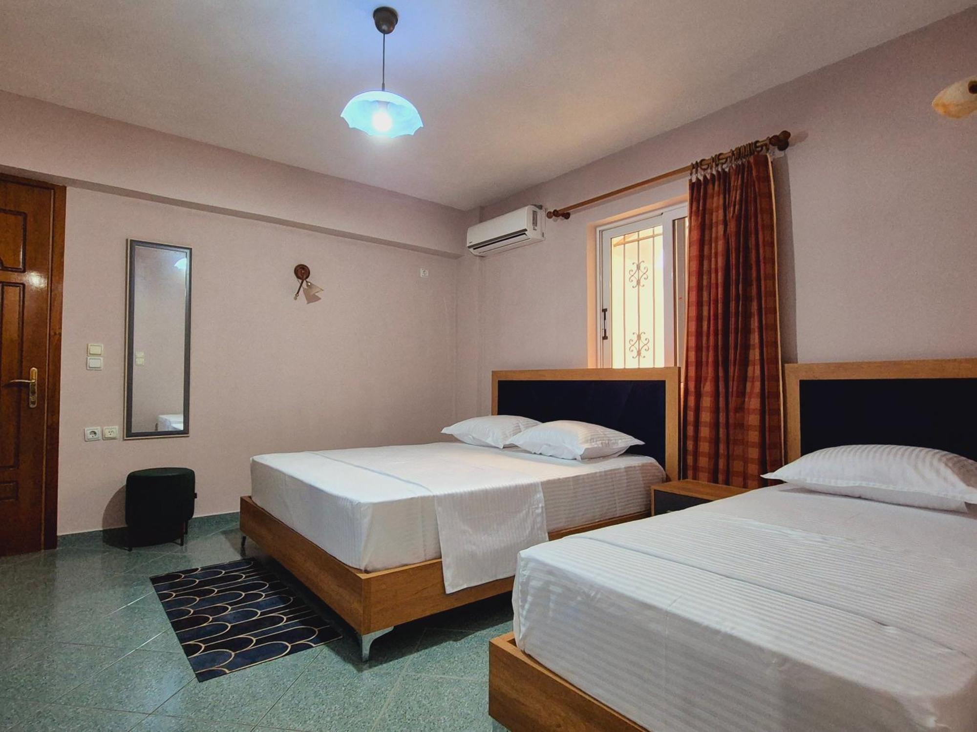 סרנדה Barca Rooms מראה חיצוני תמונה