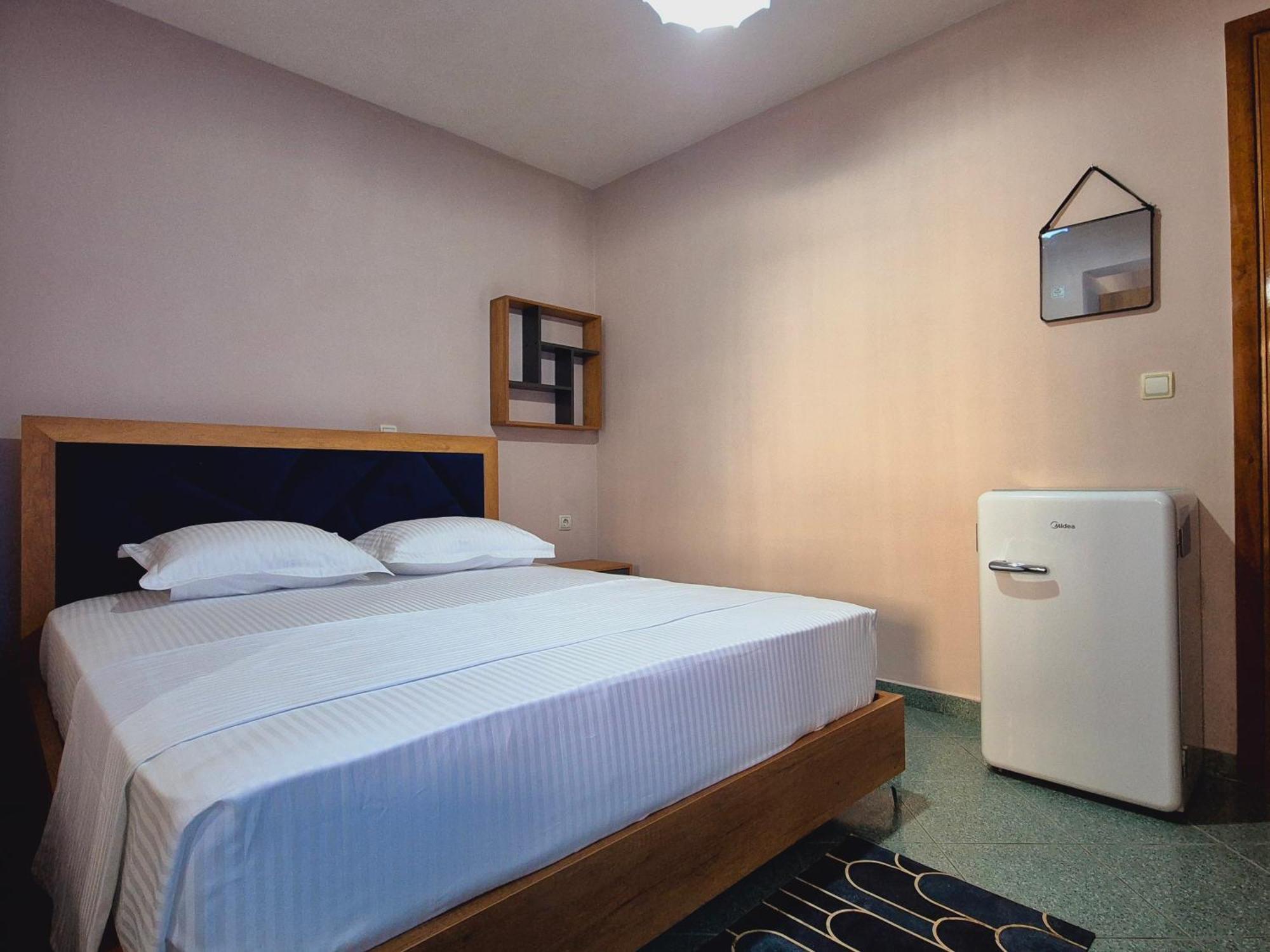 סרנדה Barca Rooms מראה חיצוני תמונה